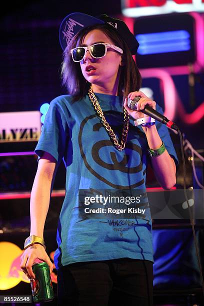 Lady Sovereign Rapper 341 Texas Tower 2 Stock Photos, High-Res Pictures, and Images - Getty ...