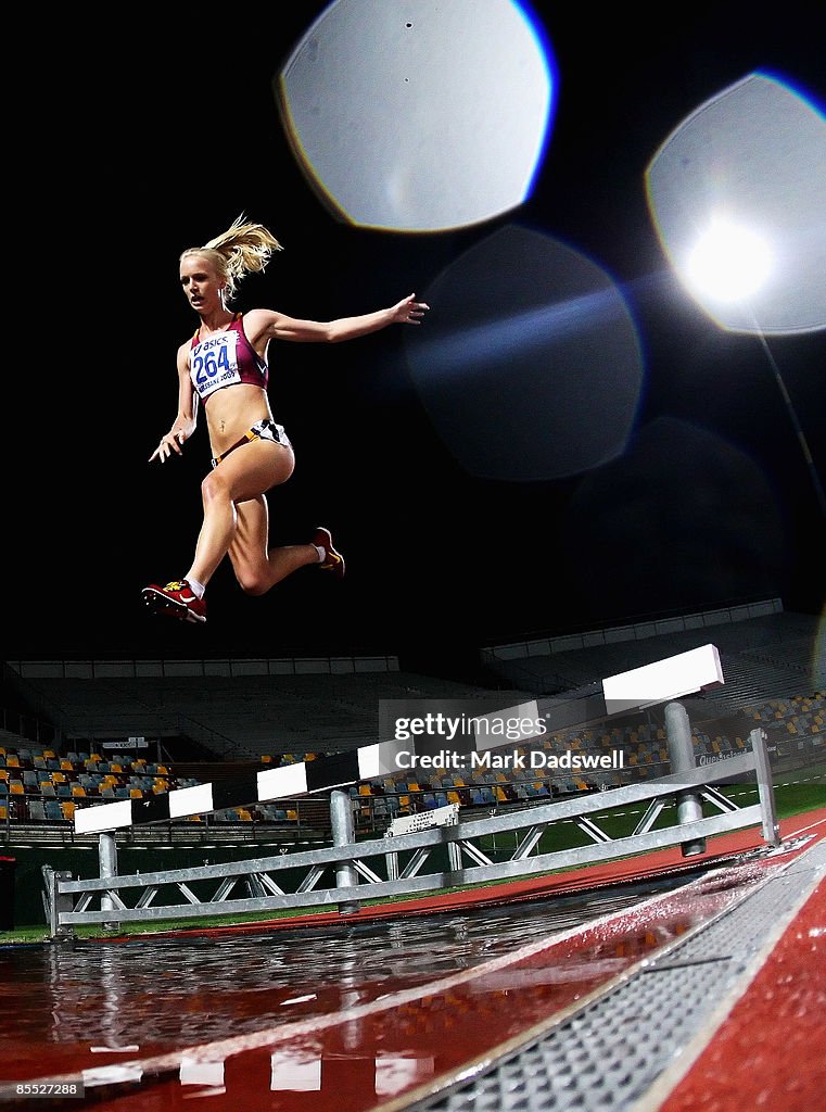 Ashlea Ashlea Gilfillan of QLD competes in the Womens 3000 Metre... News Photo ...