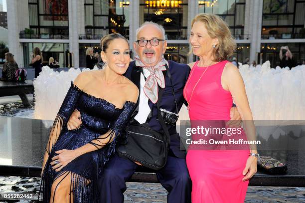 Sarah Jessica Parker, Arthur Elgort and Grethe Barrett Holby attends the New York City Ballet's 2017 Fall Fashion Gala on September 28, 2017 in New...