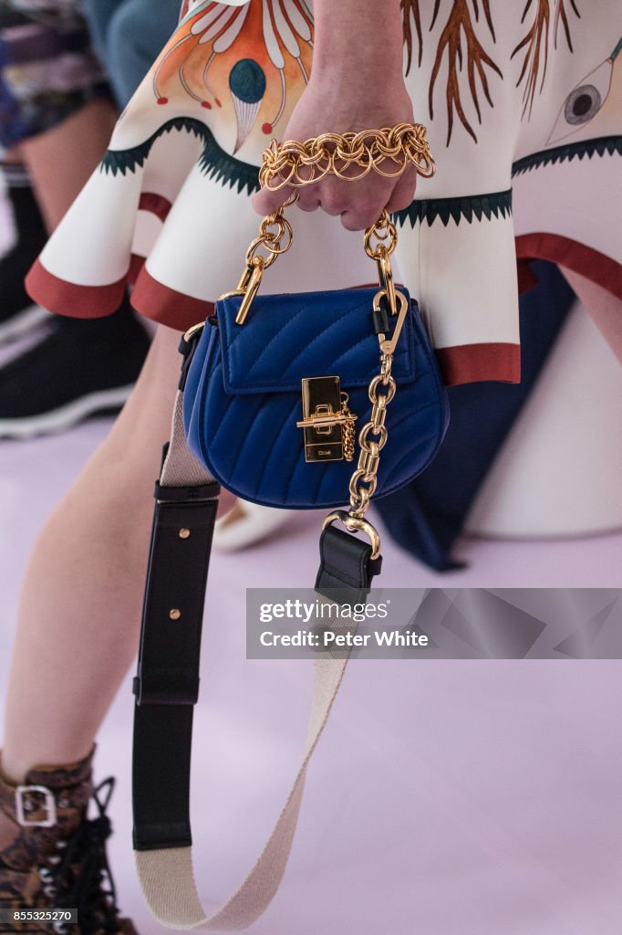 Chloe : Runway - Paris Fashion Week Womenswear Spring/Summer 2018
