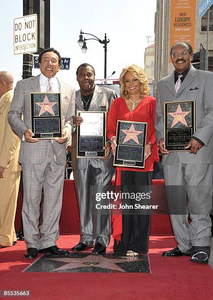 85535663 John Moore Robinson Photos and Premium High Res Pictures - Getty Images