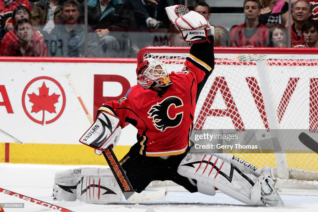 St. Louis Blues v Calgary Flames