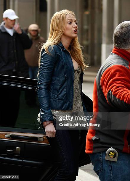 Actress Blake Lively films on location for "Gossip Girl" on the streets of Manhattan March 16, 2009 in New York City.