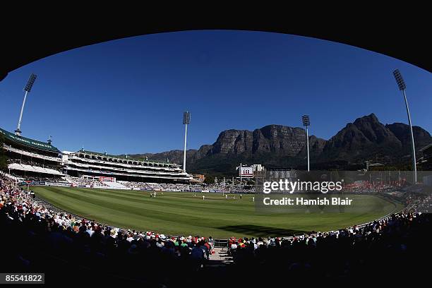 General view of play with Table Mountain in the background during day three of the Third Test between South Africa and Australia played at Newlands...