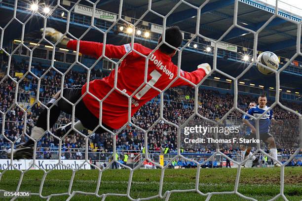 Diego Benaglio of Wolfsburg saves a kick of Robert Tesche of Bielefeld during the Bundesliga match between Arminia Bielefeld and VfL Wolfsburg at the...