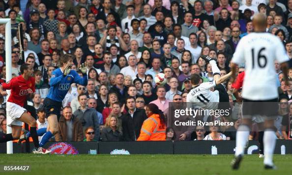 Fulham v Manchester United - Premier League Fulham v Manchester United - Premier League