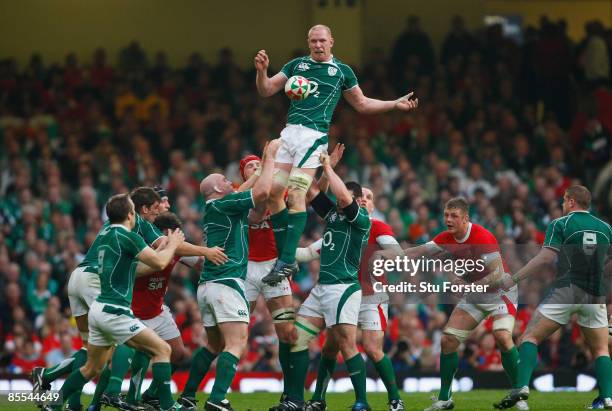 Paul O'Connell of Ireland offloads the lineout ball during the RBS 6 Nations Championship match between Wales and Ireland at the Millennium Stadium...