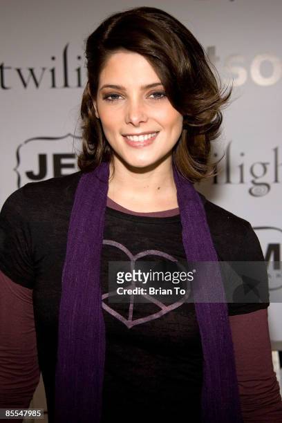 Actress Ashley Greene poses at Kitson Hosts Special "Twilight" DVD Release Party on March 21, 2009 at Kitson on Robertson in Beverly Hills,...