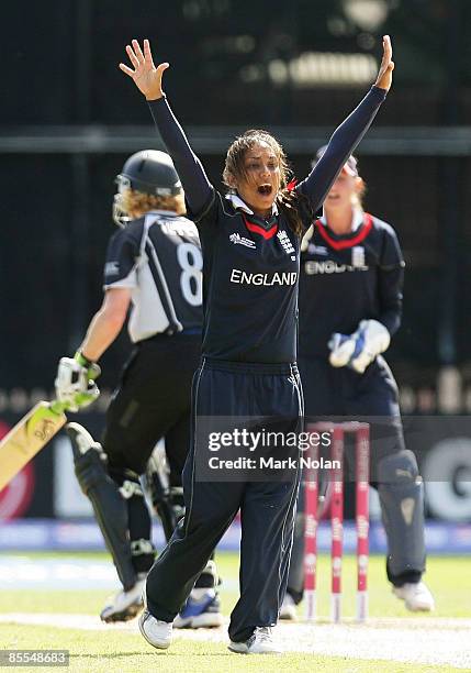 Isa Gua of England appeals during the ICC Women's World Cup 2009 final match between England and New Zealand at North Sydney Oval on March 22, 2009...