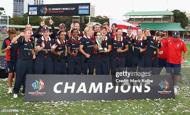 The England team celebrate with the trophy after winning the ICC Women's World Cup 2009 final match against New Zealand at North Sydney Oval on March...