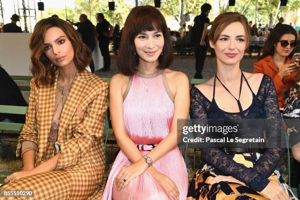 Nina Louise Photos and Premium High Res Pictures - Getty Images