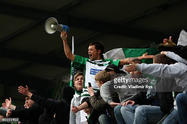 Stephan Schroeck of Fuerth celebrates with his fans after winning 1:0 the second Bundesliga match between Greuther Fuerth and 1860 Muenchen at the...