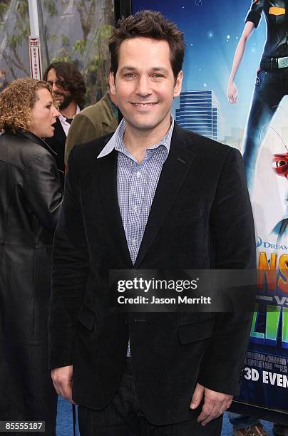 Actor Paul Rudd arrives at the premiere of Dreamworks' 'Monsters Vs. Aliens' held at the Gibson Amphitheatre on March 22, 2009 in Universal City,...