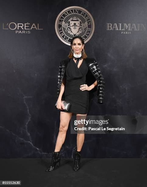 Carolina Parsons attends the L'Oreal Paris X Balmain event as part of the Paris Fashion Week Womenswear Spring/Summer 2018 on September 28, 2017 in...