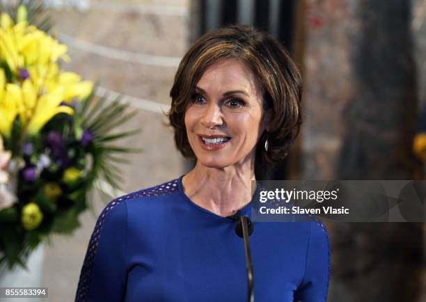 Elizabeth Vargas visits The Empire State Building to celebrate the 40th season of ABC's "20/20" at The Empire State Building on September 29, 2017 in...