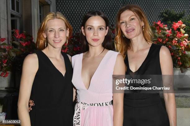 Johanna Kühl, Emilia Schule and Alexandra Fischer-Roehler attend the Kaviar Gauche : Bridale Couture Collection 2018 - "La Vie En Rose" as part of...