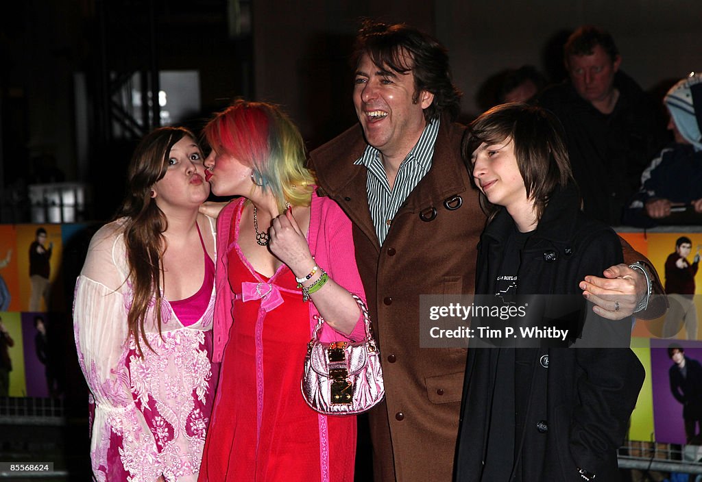 World Premiere: The Boat That Rocked - Outside Arrivals