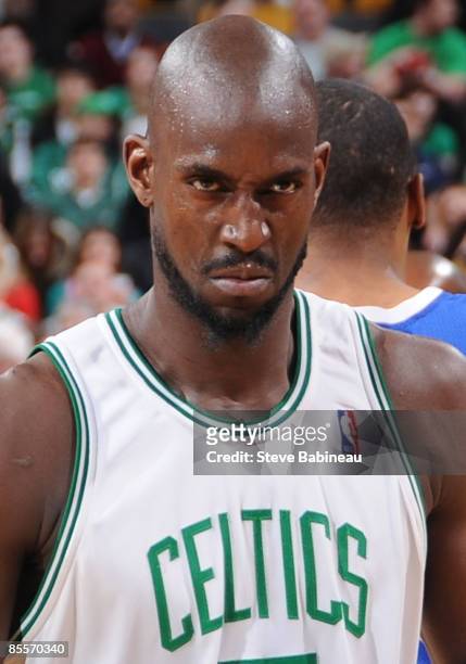 Kevin Garnett of the Boston Celtics gets ready before the game against the Los Angeles Clippers before the game on March 23, 2009 at the TD Banknorth...