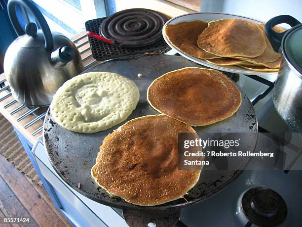 sveler - norwegian pancakes - hemsedal stock pictures, royalty-free photos & images
