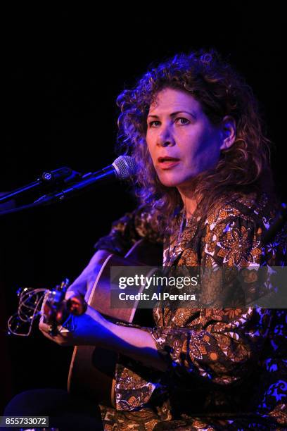 Dayna Kurtz performs at City Winery on September 29, 2017 in New York City.