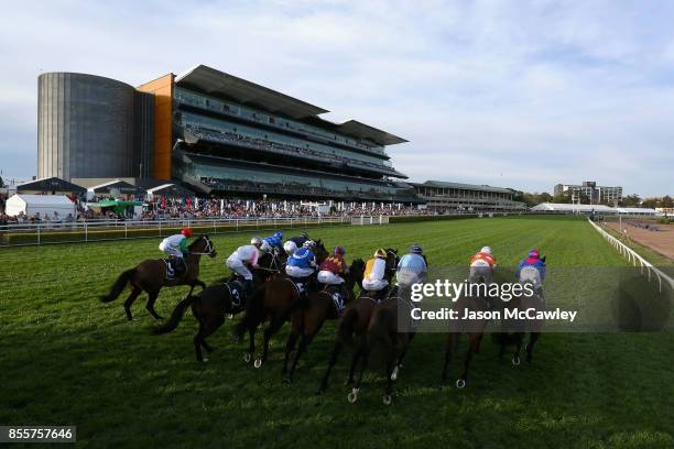 Sydney Races Randwick Racecourse Photos and Premium High Res Pictures - Getty Images