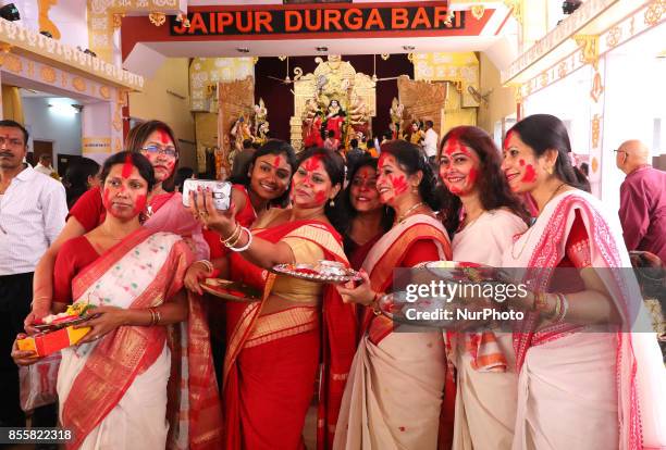 Vermilion Powder 85 Sindhur Stock Photos, High-Res Pictures, and Images - Getty Images