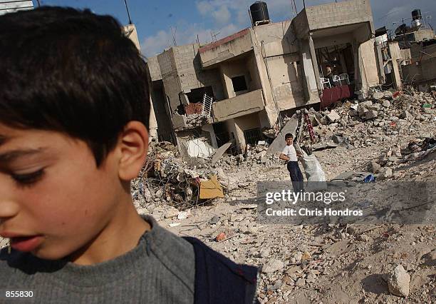 Jenin Invasion 42 Battle Of Jenin 2002 Stock Photos, High-Res Pictures, and Images ...