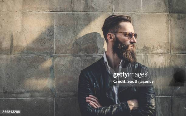 chico barba encantadora - pelo facial fotografías e imágenes de stock