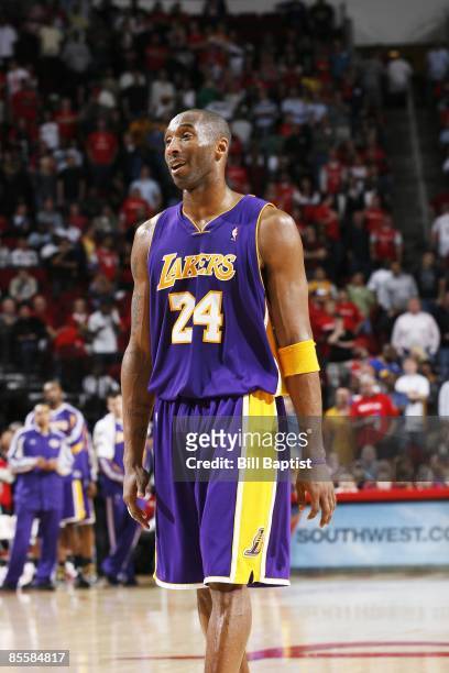 Kobe Bryant of the Los Angeles Lakers cracks a smile during the game against the Houston Rockets on March 11, 2009 at the Toyota Center in Houston,...