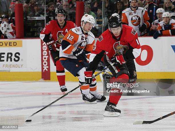 Jason Spezza of the Ottawa Senators skates against the New York Islanders at Scotiabank Place on March 21, 2009 in Ottawa, Ontario, Canada.