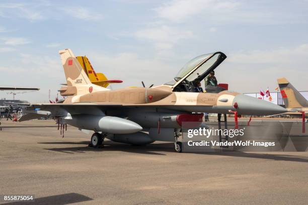 Lockheed Martin’s F-16 Block 72 for Morocco completes first flight (LMT ...