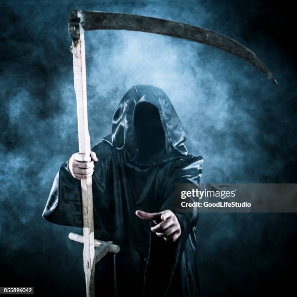 grim reaper - grim reaper stock pictures, royalty-free photos & images