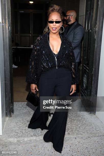 Marjorie Harvey leaves the Elie Saab show as part of the Paris Fashion Week Womenswear Spring/Summer 2018 on September 30, 2017 in Paris, France.