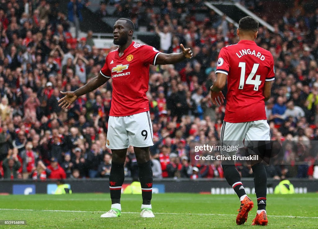 Manchester United v Crystal Palace - Premier League