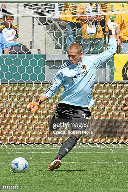 Josh Saunders of the Los Angeles Galaxy takes a goal kick during the MLS game against D.C. United at Home Depot Center on March 22, 2009 in Carson,...