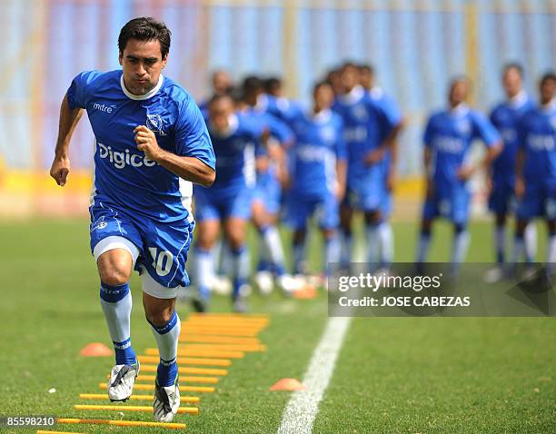 Eliseo Quintanilla of El Salvador national football team trains at The Cuscatlan Stadium in San Salvador, on March 25, 2009. El Salvador will face...