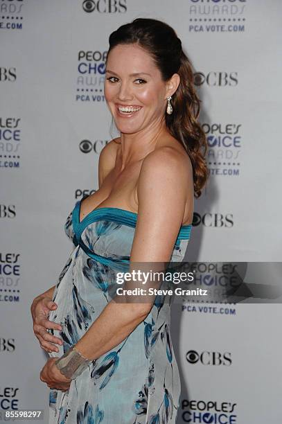 Actress Erinn Hayes arrives at the 35th Annual People's Choice Awards held at the Shrine Auditorium on January 7, 2009 in Los Angeles, California.