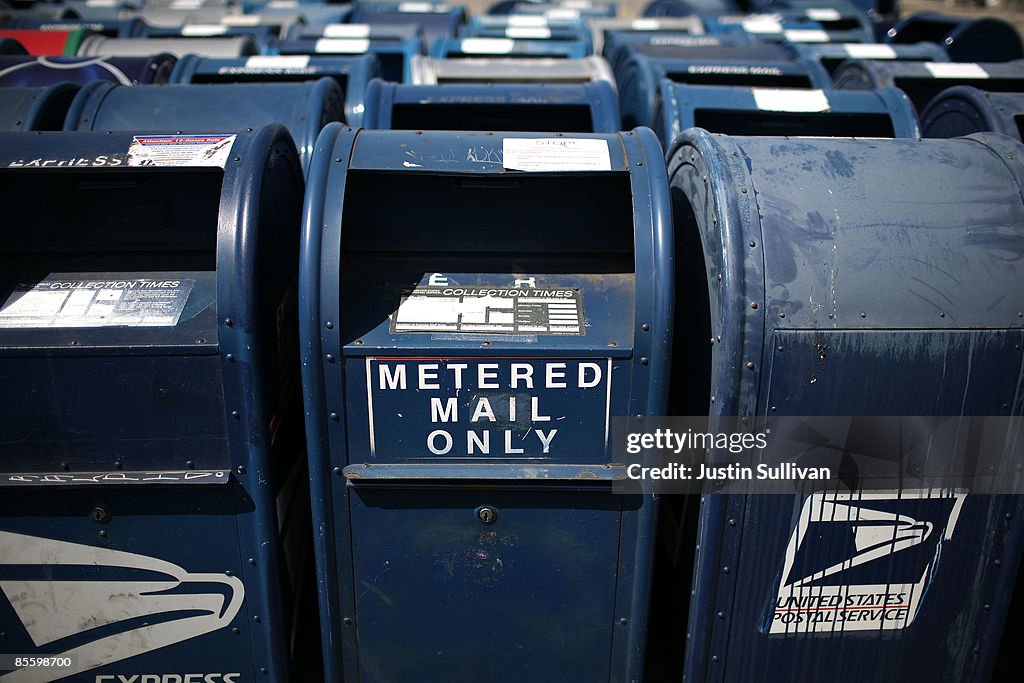 Postmaster General Claims U.S. Postal Service May Run Out Of Money In '09