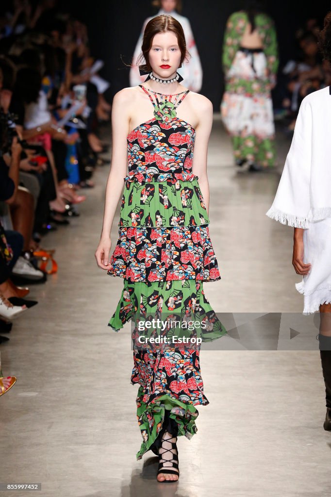 Andrew GN : Runway - Paris Fashion Week Womenswear Spring/Summer 2018