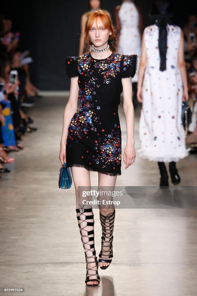 Andrew GN : Runway - Paris Fashion Week Womenswear Spring/Summer 2018