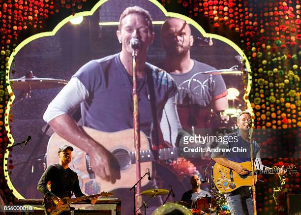 Chris Martin of Coldplay performs on stage at BC Place on September 29, 2017 in Vancouver, Canada.