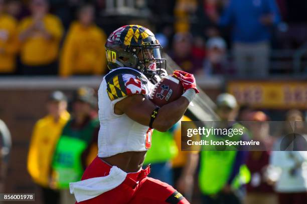 Maryland Terrapins running back Ty Johnson runs for a touchdown late in the 4th quarter during the Big Ten Conference game between the Maryland...
