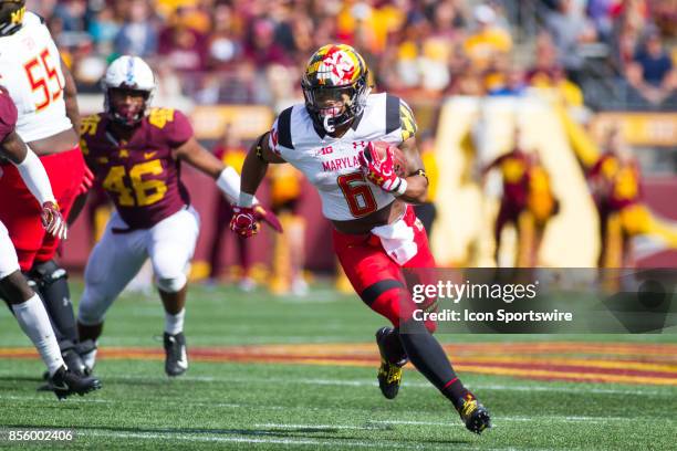 Maryland Terrapins running back Ty Johnson runs up field during the Big Ten Conference game between the Maryland Terrapins and the Minnesota Golden...