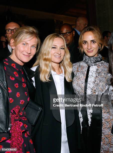 Artistic Director at Sonia Rykiel Julie de Libran standing between Elizabeth von Guttman and Alexia Niedzielski pose after the Sonia Rykiel show as...