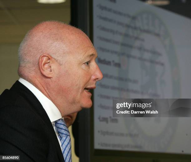Peter Roderick Kenyon 265 Exectuive Stock Photos, High-Res Pictures, and Images - Getty Images