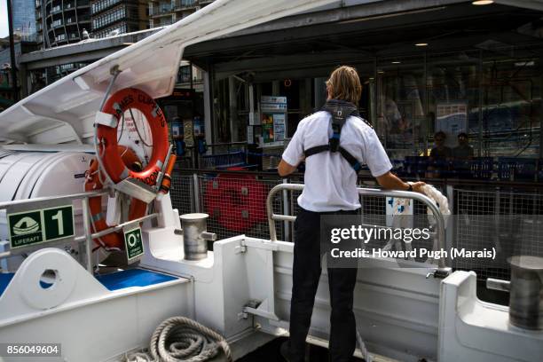 caucasian portrait: millbank river bus crew - anlegetau stock-fotos und bilder