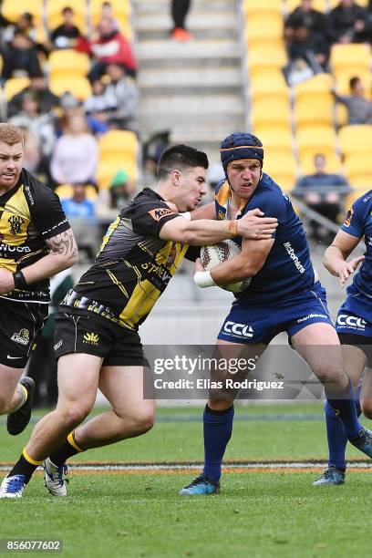 Jackson Garden-Bachop of Wellington tackles Teihorangi Walden of Otago during the round seven Mitre 10 Cup match between Wellington and Otago on...