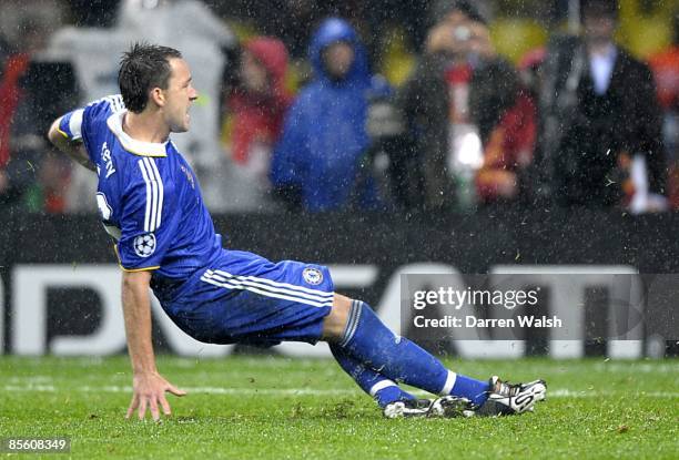 Chelsea's John Terry slips and misses his penalty in the penalty shoot-out