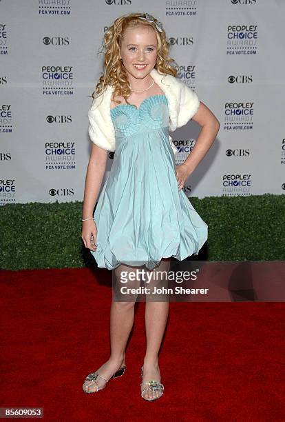Actress Kathryn Newton arrives at the 35th Annual People's Choice Awards held at the Shrine Auditorium on January 7, 2009 in Los Angeles, California.