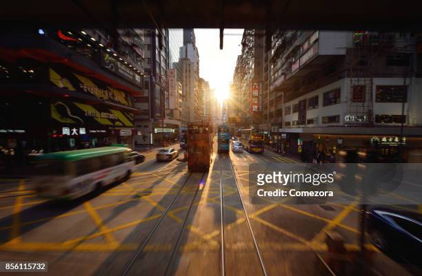 dimensional city traffic at sunset, hong kong - hong kong street 個照片及圖片檔